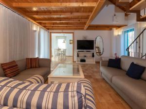 Posedenie v ubytovaní Holiday Home Villa Bugenvila by Interhome + 29 fotografií