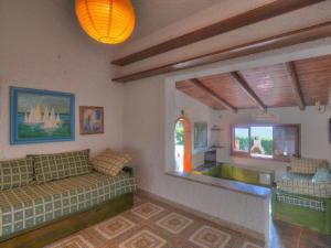 Ruang duduk di Villa Villa Tanah-Lot by Interhome