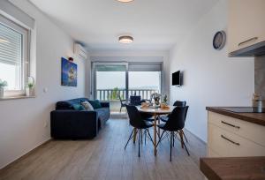 Posedenie v ubytovaní Apartmani Irena&Miro Brela