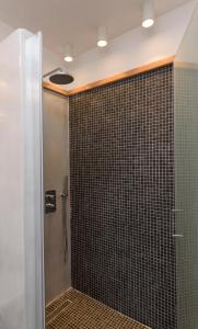 Kúpeľňa v ubytovaní Theasis Suites