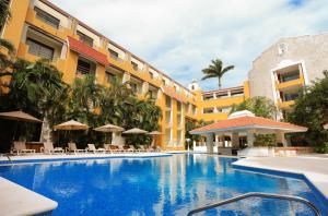 Bazén v ubytování Adhara Hacienda Cancun nebo v jeho okolí