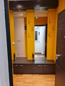 Ένα μπάνιο στο Grand Lux apartman +37 φωτογραφίες