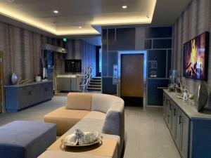 Posezení v ubytování Aspen Square Condominium Hotel