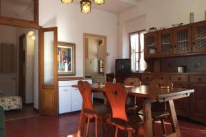 Küche/Küchenzeile in der Unterkunft Nel set di piccolo mondo antico Villa Viola