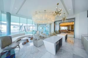Posezení v ubytování Planet Hollywood Cancun, An Autograph Collection All-Inclusive Resort