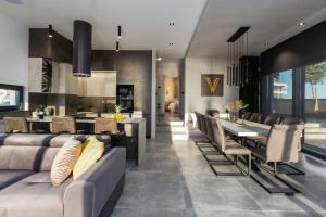 Posedenie v ubytovaní Villa Vie