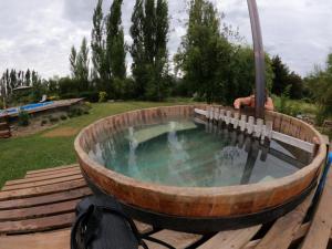 Der Swimmingpool an oder in der Nähe von Cabañas de Campo Colbún