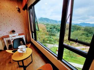 Üldine mäevaade või majutusasutusest 山水奇異San Shuei Kiwi桃園市民宿編號038 Homestay pildistatud vaade
