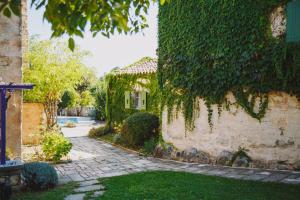Bazén v ubytování Arbalovija Rustic Villa nebo v jeho okolí