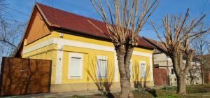 The building in which Az apartmant is located