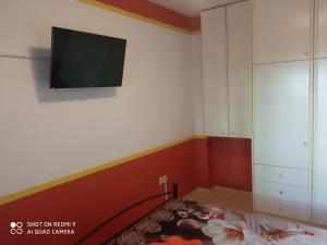 TV a/nebo společenská místnost v ubytování S.D APARTMENT 2