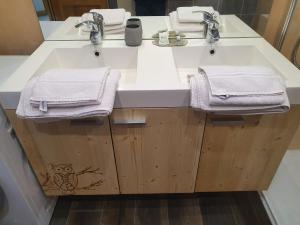 阿尔克河畔博讷瓦勒Chalet Le Bois Joli的相册照片