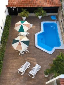 A piscina localizada em Hotel Des Basques ou nos arredores mais 36 fotos