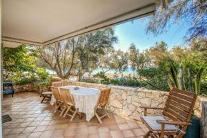 Foto dalla galleria di Emerald Holiday House a Marina di Mancaversa