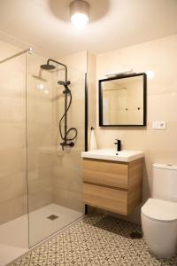 Kúpeľňa v ubytovaní Homely Málaga Larios + 37 fotografií