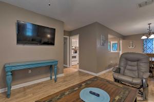 Gallery image of Breezy Gulfport Getaway Less Than 1 Mile to Beach and Casino in Gulfport +16 photos