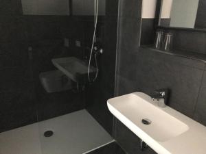 Koupelna v ubytování Gästehaus Lausnitz Zimmer
