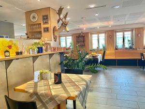 Hinwil的住宿－Hotel Hirschen Hinwil，相簿中的一張相片