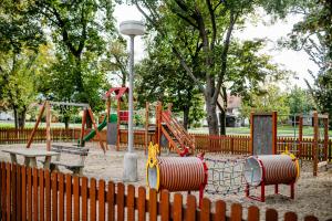 Kawasan permainan kanak-kanak di Chalupa Na Dědině