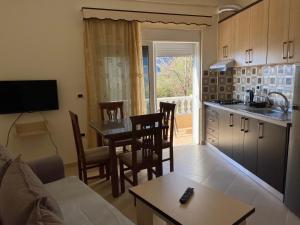 Nhà bếp/bếp nhỏ tại OniRana Apartments