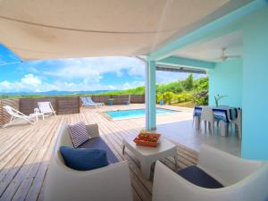Istumisnurk majutusasutuses SeaCove & SeaSide Villas, classées 4 étoiles