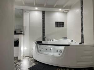 Bany a LH LOFT spa