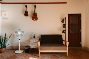 Istumisnurk majutusasutuses Live Guest House
