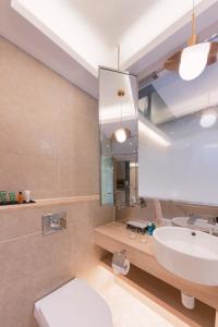 A bathroom at The Mercer