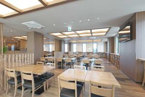 Restaurace v ubytování Hotel Route Inn Kusatsu Ritto -Ritto Inter Kokudo 1 gou- + 27 fotografií