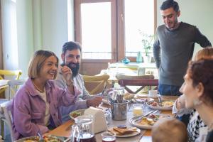 Majutusasutuse Kantar Hostel külastajad