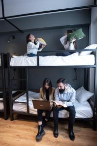 Voodi või voodid majutusasutuse Kantar Hostel toas