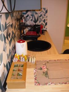 A kitchen or kitchenette at GELSO HOME