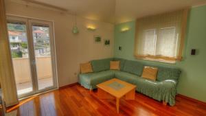 Posedenie v ubytovaní Apartment Villa Molina