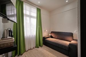 Posezení v ubytování Max Aviation Villa & Apartments