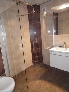 Koupelna v ubytování Hotel Workum