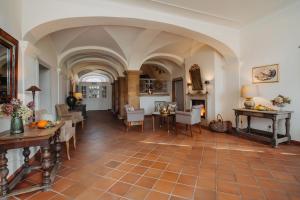 Khu vực ghế ngồi tại Pałac Łomnica - Karkonosze / Riesengebirge +92 ảnh