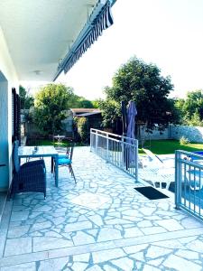 Balkón nebo terasa v ubytování Villa Endi,a gem near Sibenik