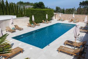 Bazén v ubytování Blanco Hotel Spa nebo v jeho okolí