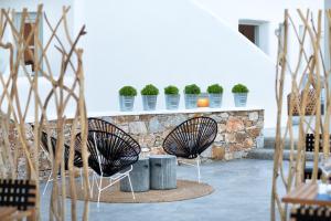 Uma área de estar em Blue Sand Boutique Hotel & Suites
