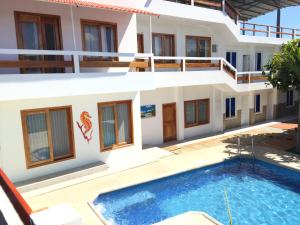 Bassein majutusasutuses Galápagos Isabela Hotel Loja või selle lähedal