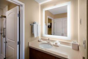 Koupelna v ubytování Staybridge Suites - Scottsdale - Talking Stick by IHG