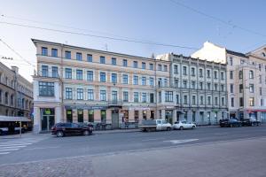 Gallery image of Merkela Loft Apartment Beside Vermanes Park in Riga