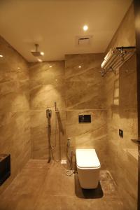 Ванна кімната в ECONEST HOTEL