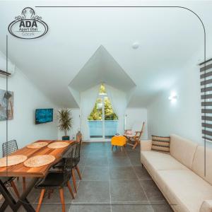 AdaHan Family Rooms Gocek的休息区