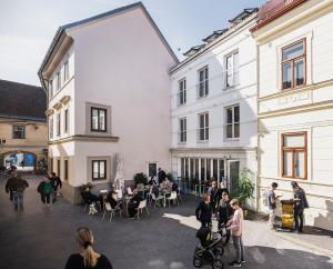 Hosté ubytování Art Hotel