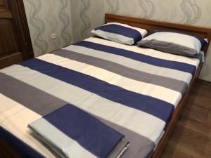 Een bed of bedden in een kamer bij Prospect Polia apartment