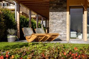 حديقة خارج Chalet CARVE - Apartments EIGER, MOENCH and JUNGFRAU