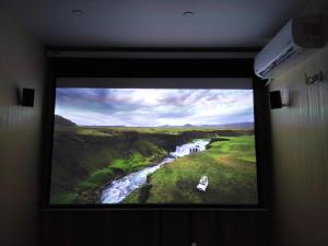 Billede fra billedgalleriet på Small room with big cinema i Kharkov