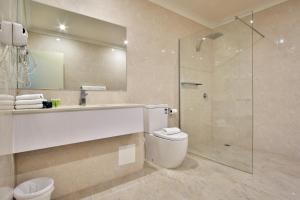 Koupelna v ubytování Comfort Hotel Dandenong