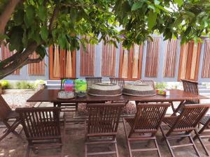 صورة لـ E2 GUEST HOUSE في كاريمونجاوا